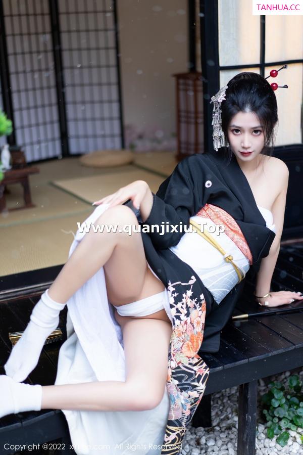 laura阿姣  [XiuRen]高清写真图 2022.11.30 No.5932 laura阿姣 和服美腿第27张图片